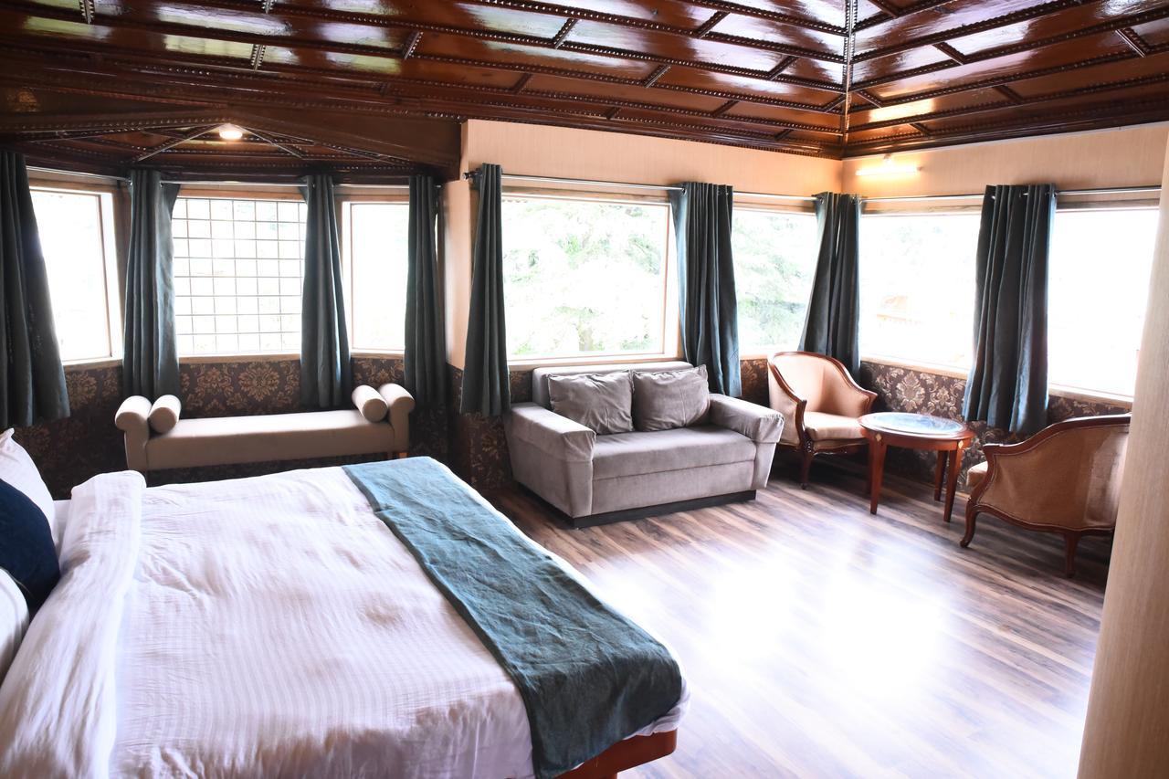 Hotel Skylark Nainital Exteriör bild